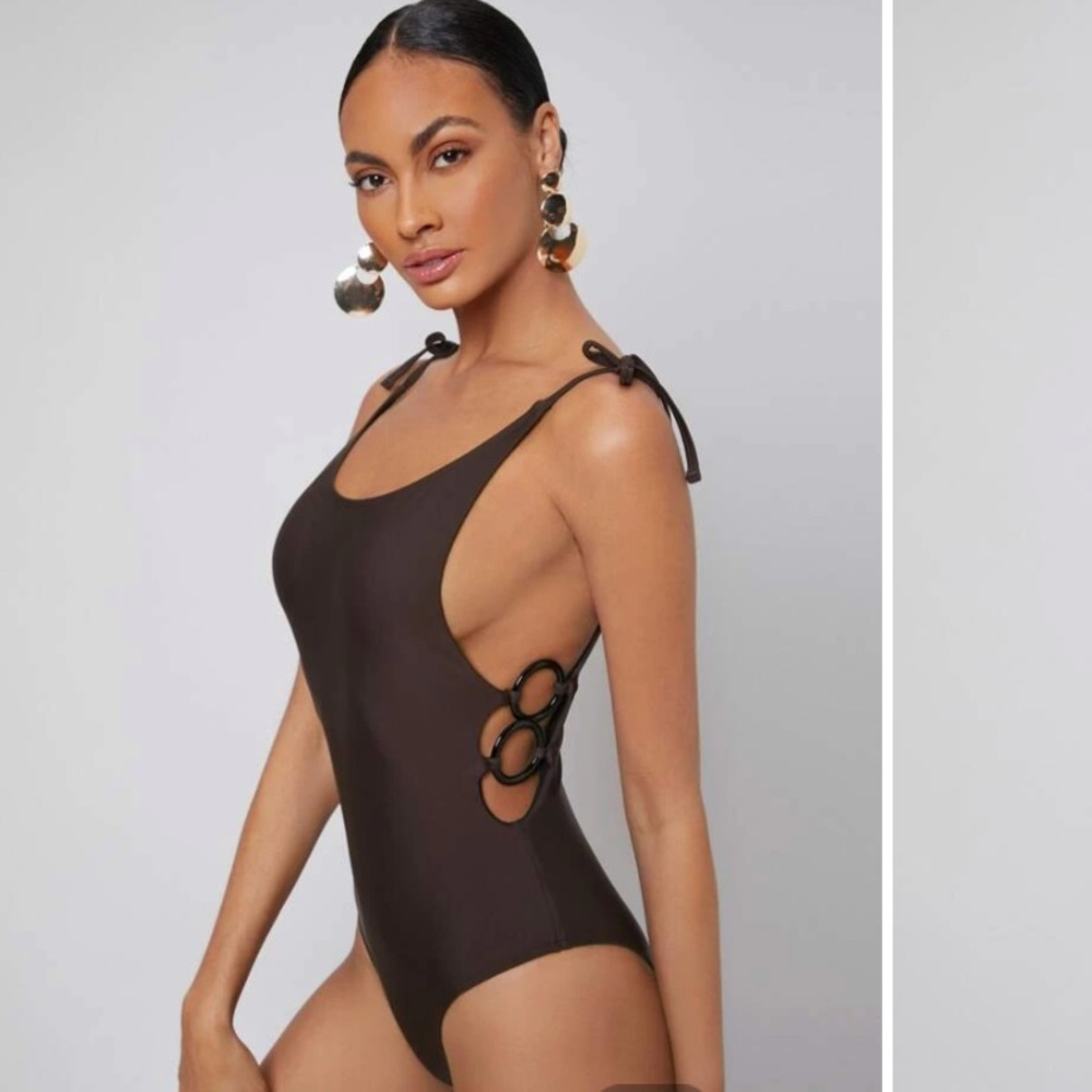 SHEIN O-Ring Detail Low Back Swimsuitβ